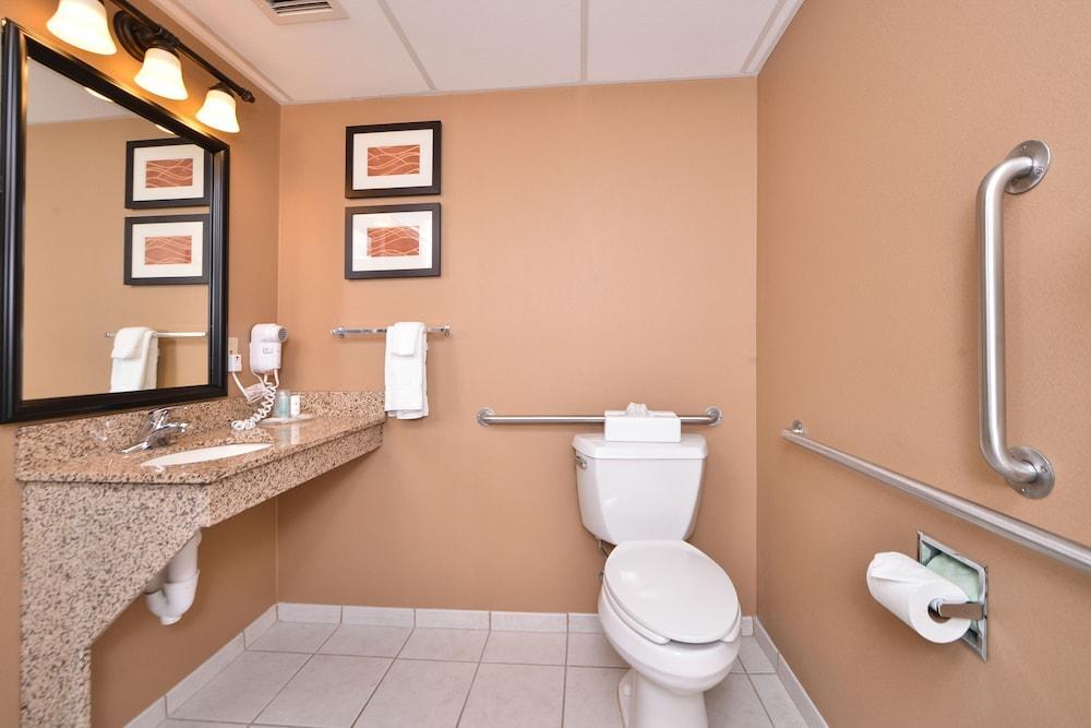 Comfort 3* Albert Lea